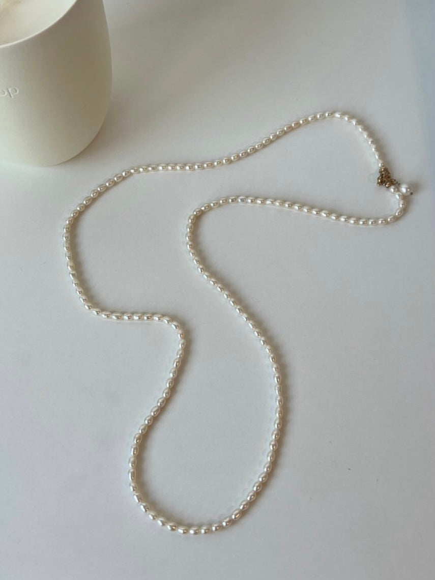 FRESHWATER PEARL LONG NECKLACE