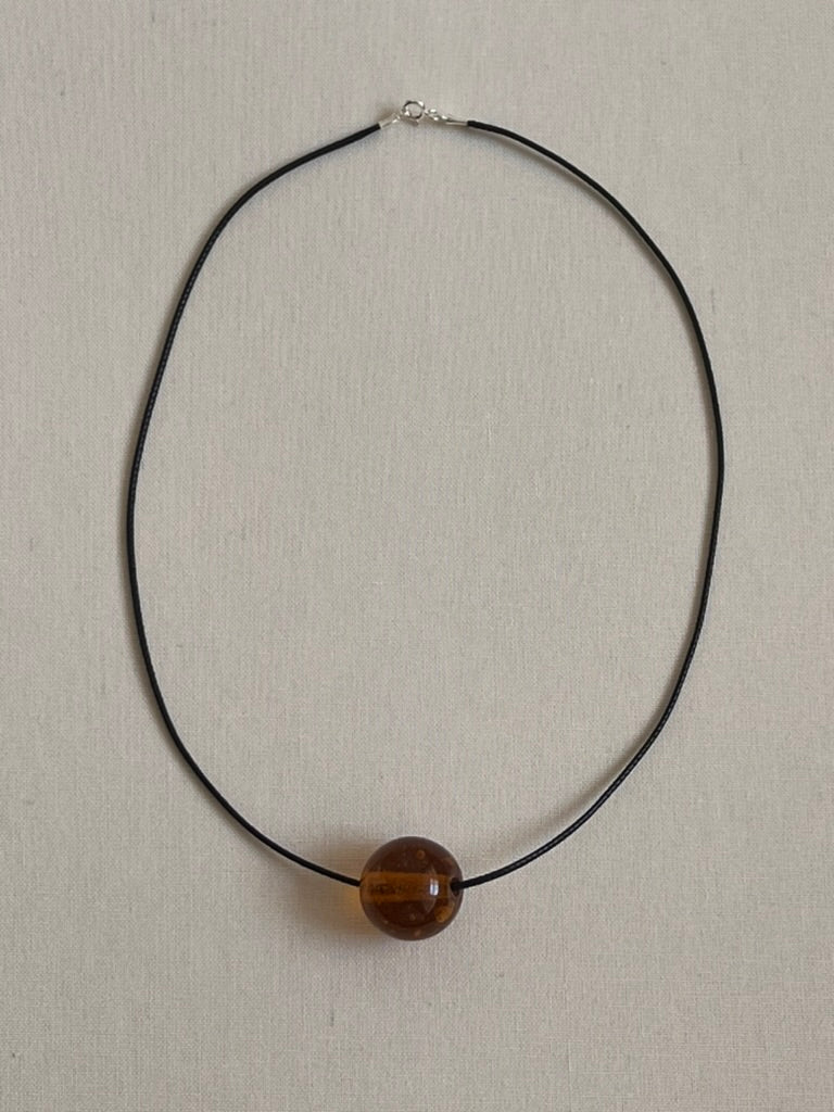 06 CLEAR BROWN GLASS NECKLACE