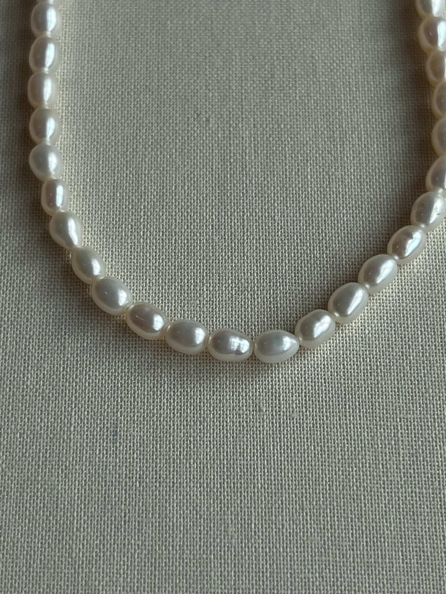 FRESHWATER PEARL LONG NECKLACE