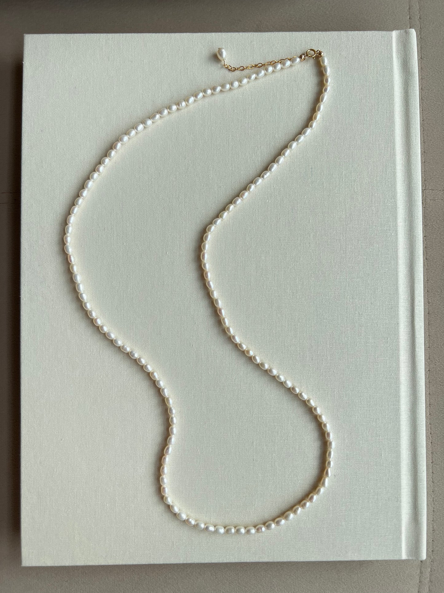 FRESHWATER PEARL LONG NECKLACE