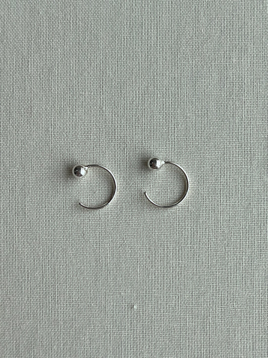 925 SILVER MINI BALL CURVE HOOK EARRING