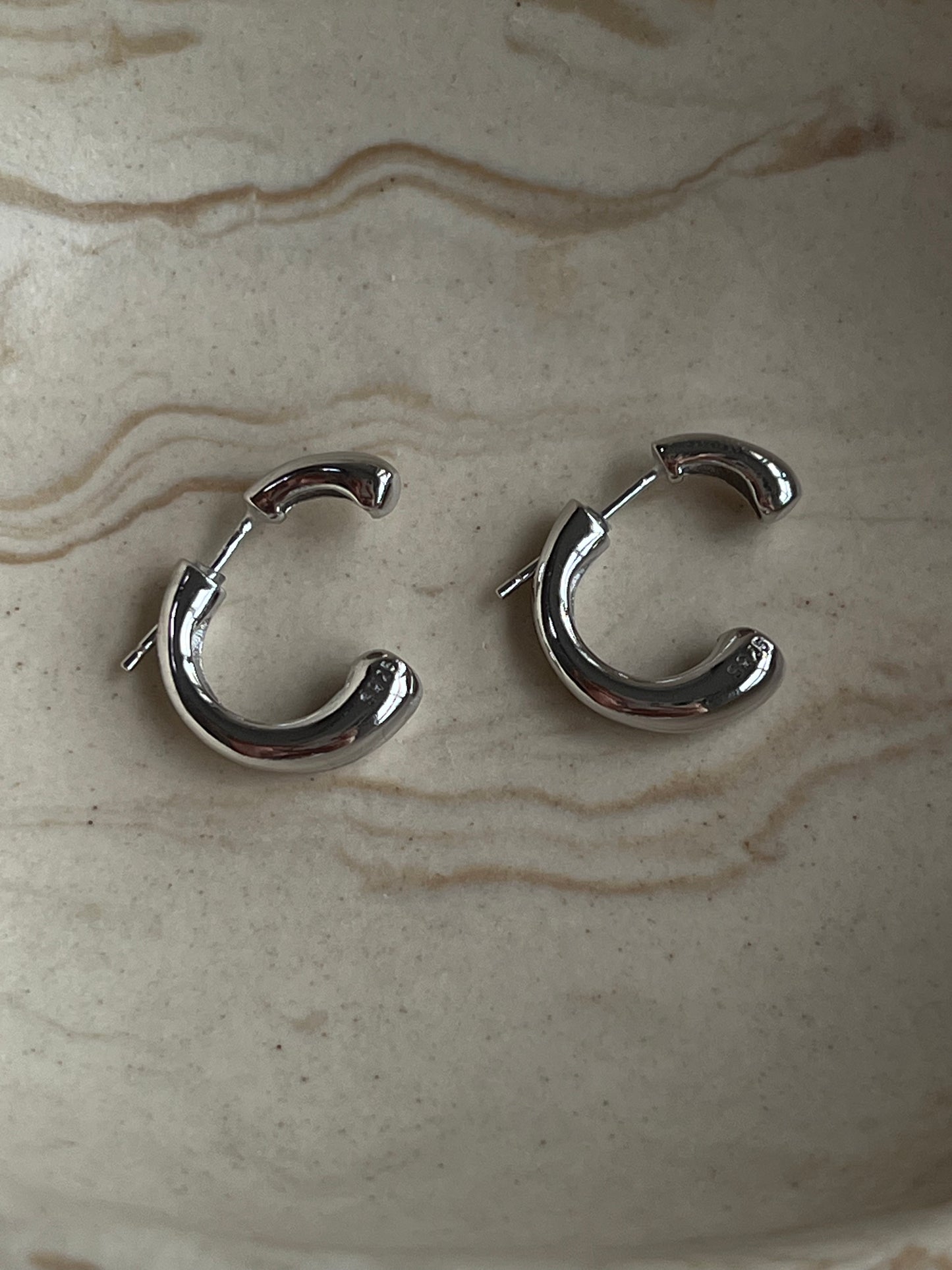 925 SILVER WATER DROPLET EARRING