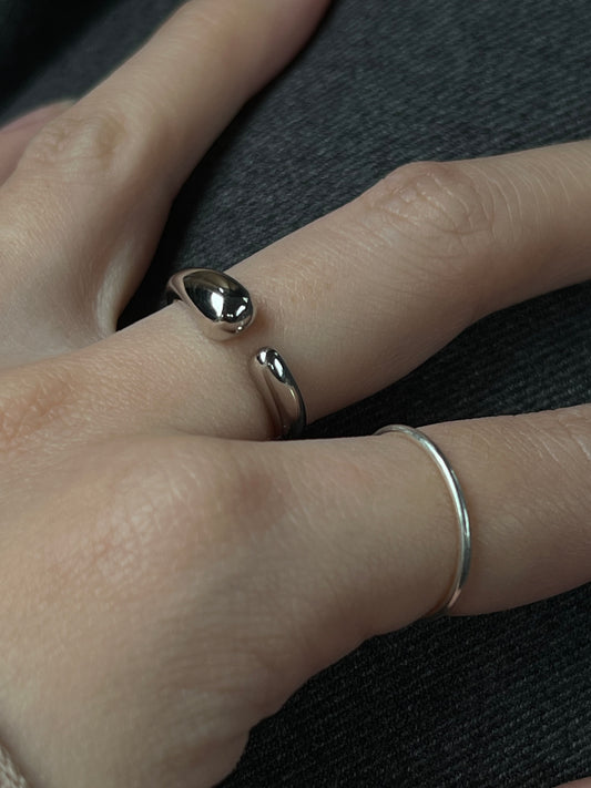 925 SILVER WATER DROPLET RING